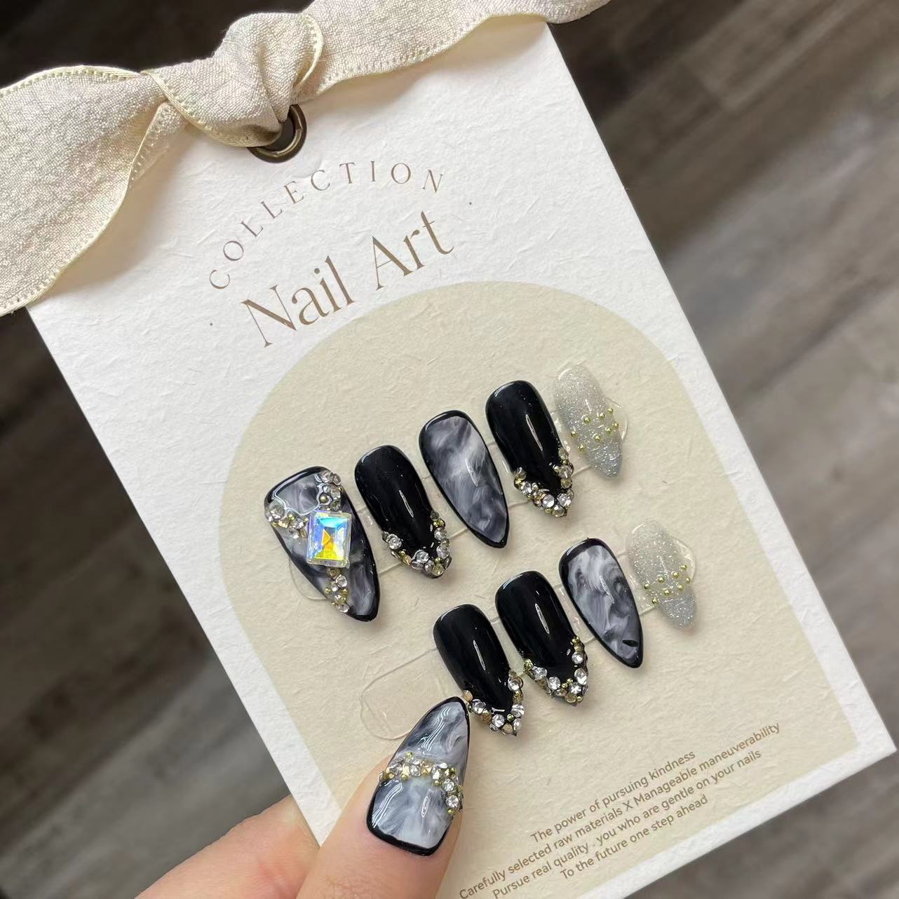 Handgemachte Presse auf Nägeln – Resin Art Glitter Bewertung und Preis