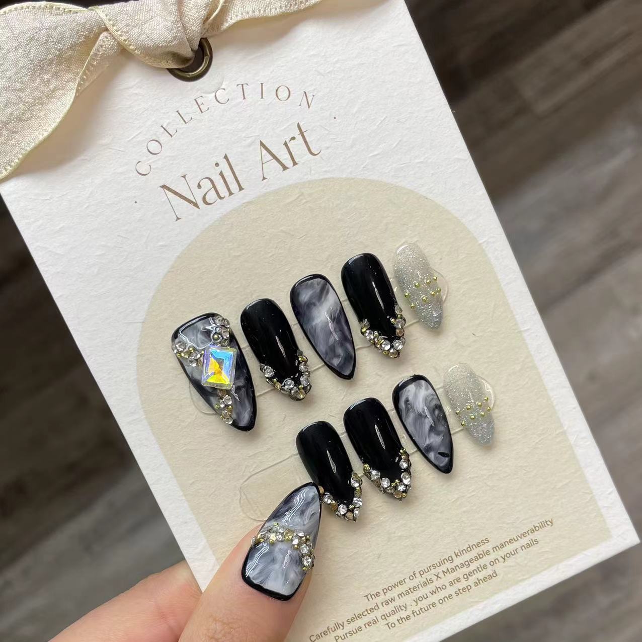 Handgemachte Presse auf Nägeln – Resin Art Glitter Bewertung und Preis