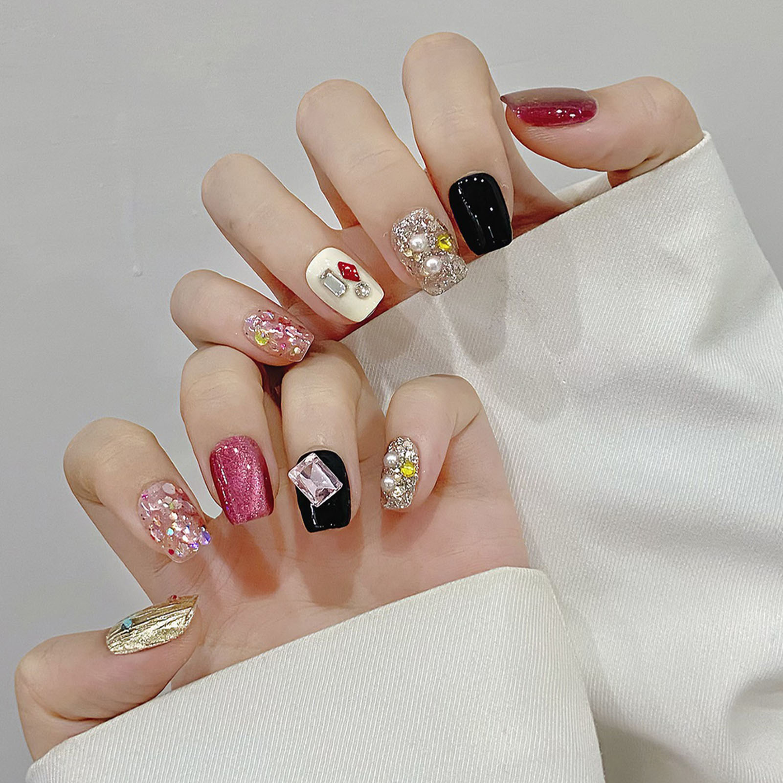 Handgemachte Presse auf Nägeln – Resin Art Glitter Bewertung und Preis