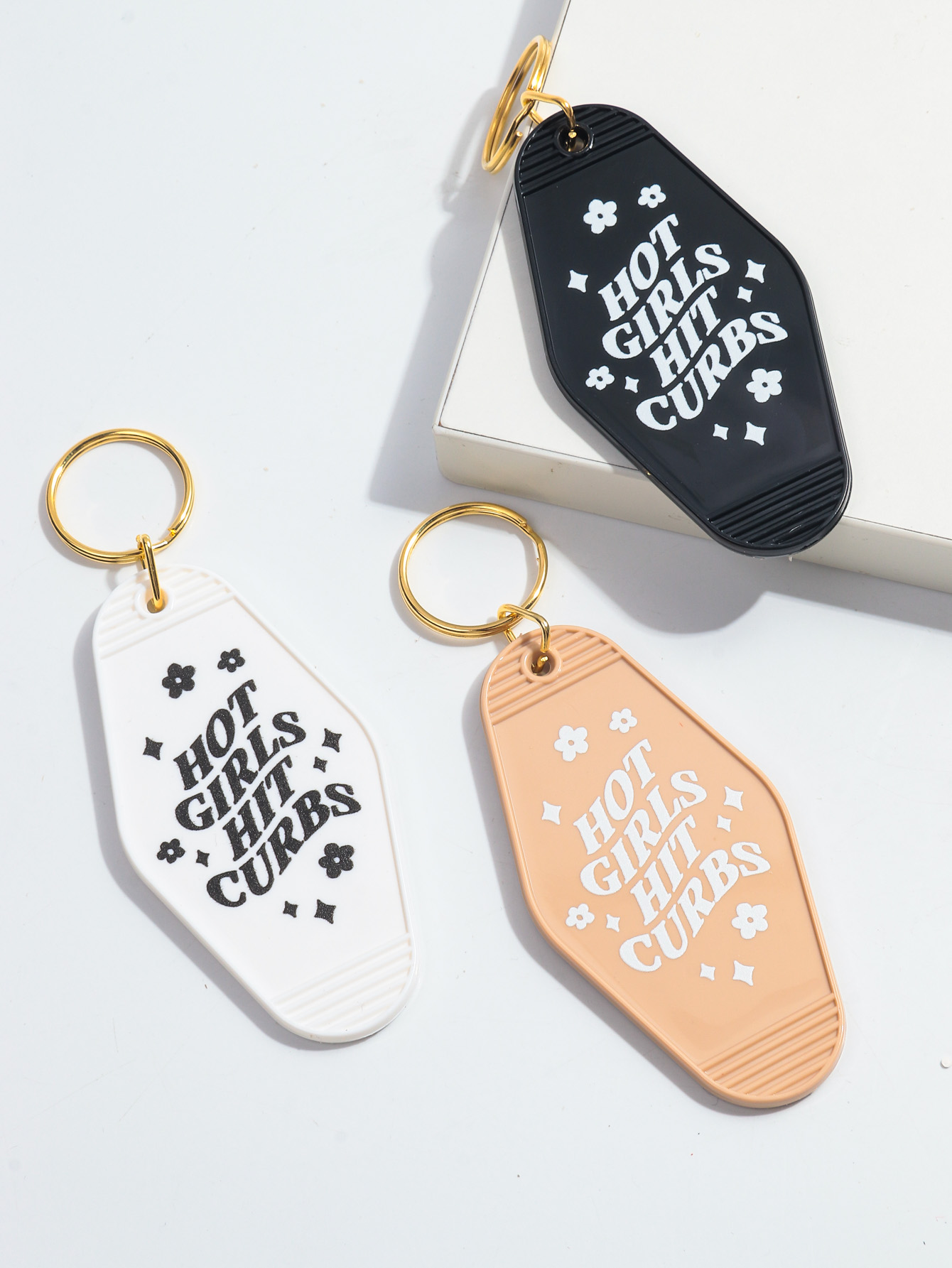 Fischs chaf trend ige Buchstab – Resin Art Alphabet Bewertung und Preis