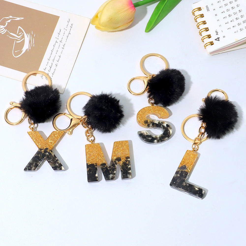 Niedlicher Schwarzer Pompon A- – Resin Art Alphabet Bewertung und Preis
